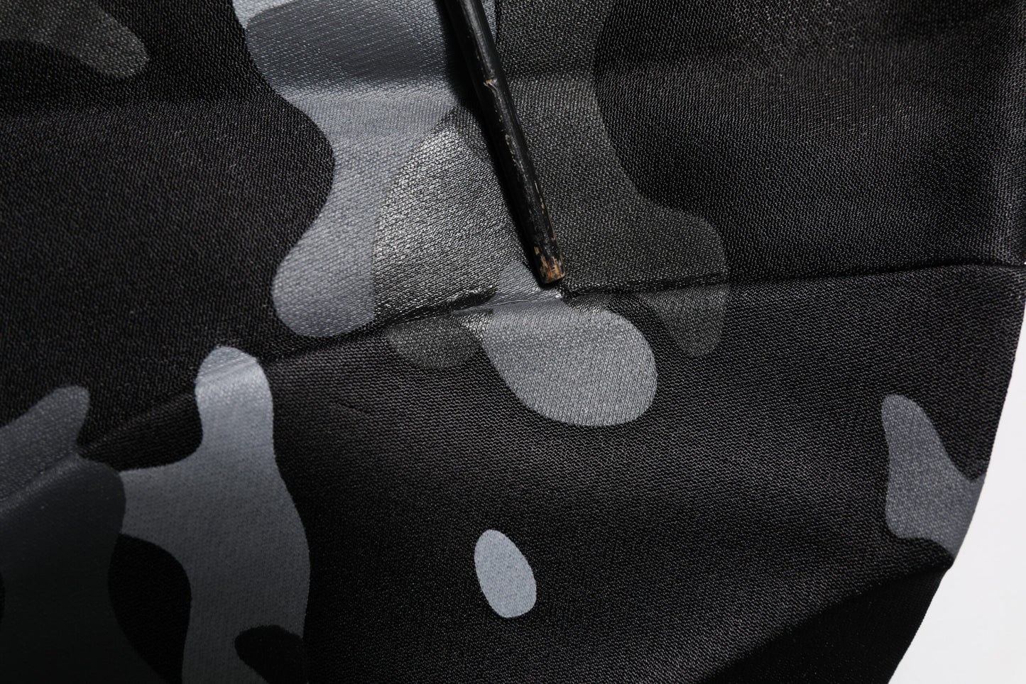 Dolce & Gabbana Black Camouflage Pullover Sweatshirt Sweater