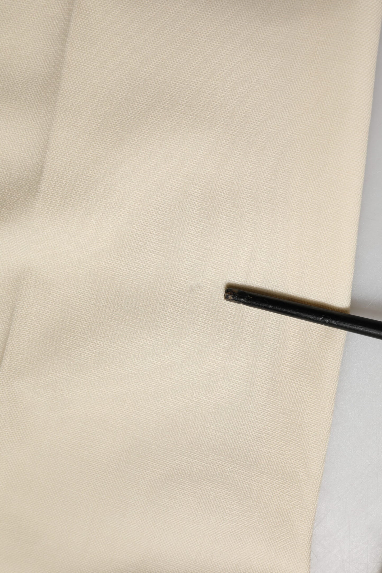 Dolce & Gabbana Ivory Wool Mid Waist Cropped Trouser Pants