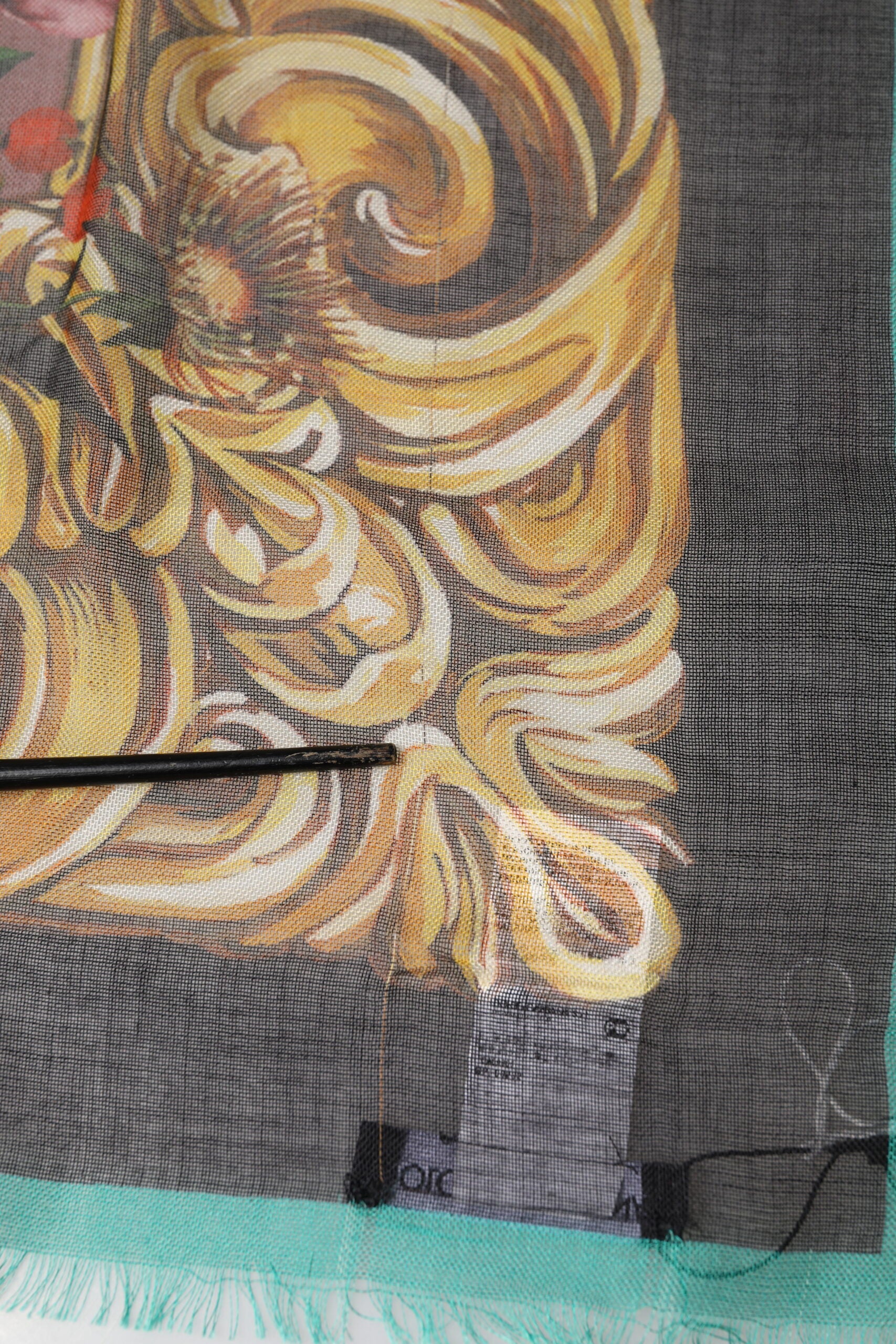 Dolce & Gabbana Multicolor Floral Cashmere Square Stole 134cmx134cm Scarf