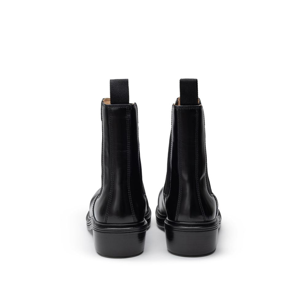 Bottega Veneta Black Leather Chelsea Boots