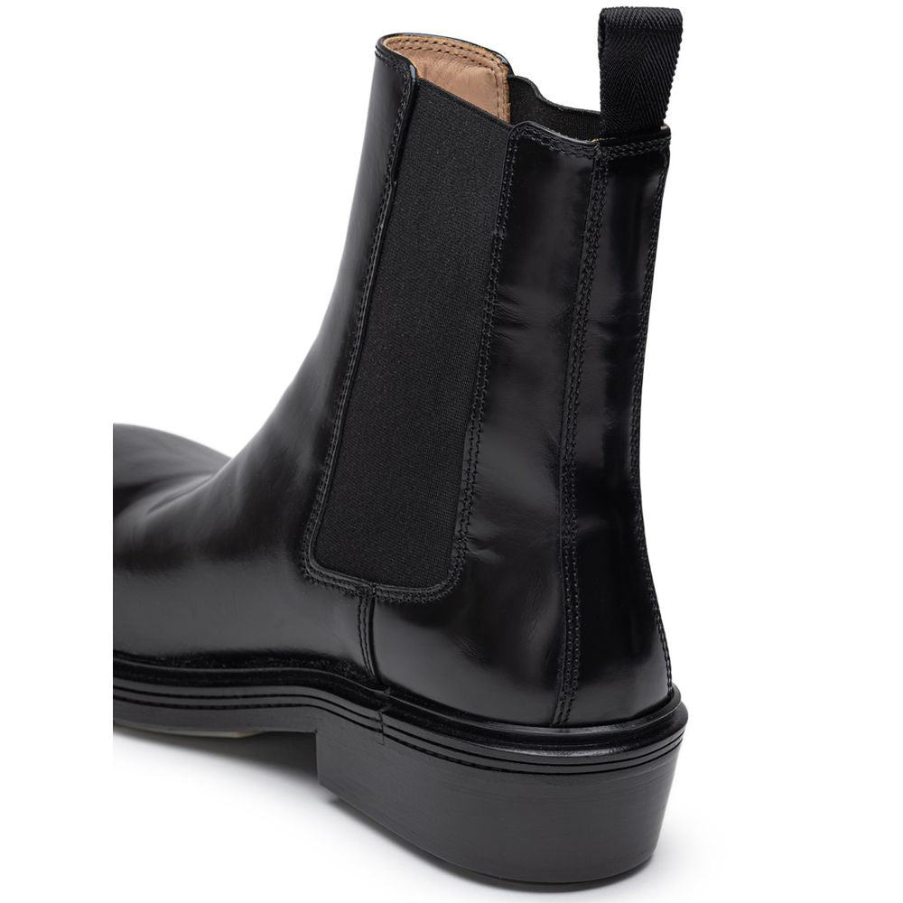 Bottega Veneta Black Leather Chelsea Boots