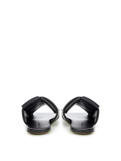 Bottega Veneta Elegant Black Leather Sandals