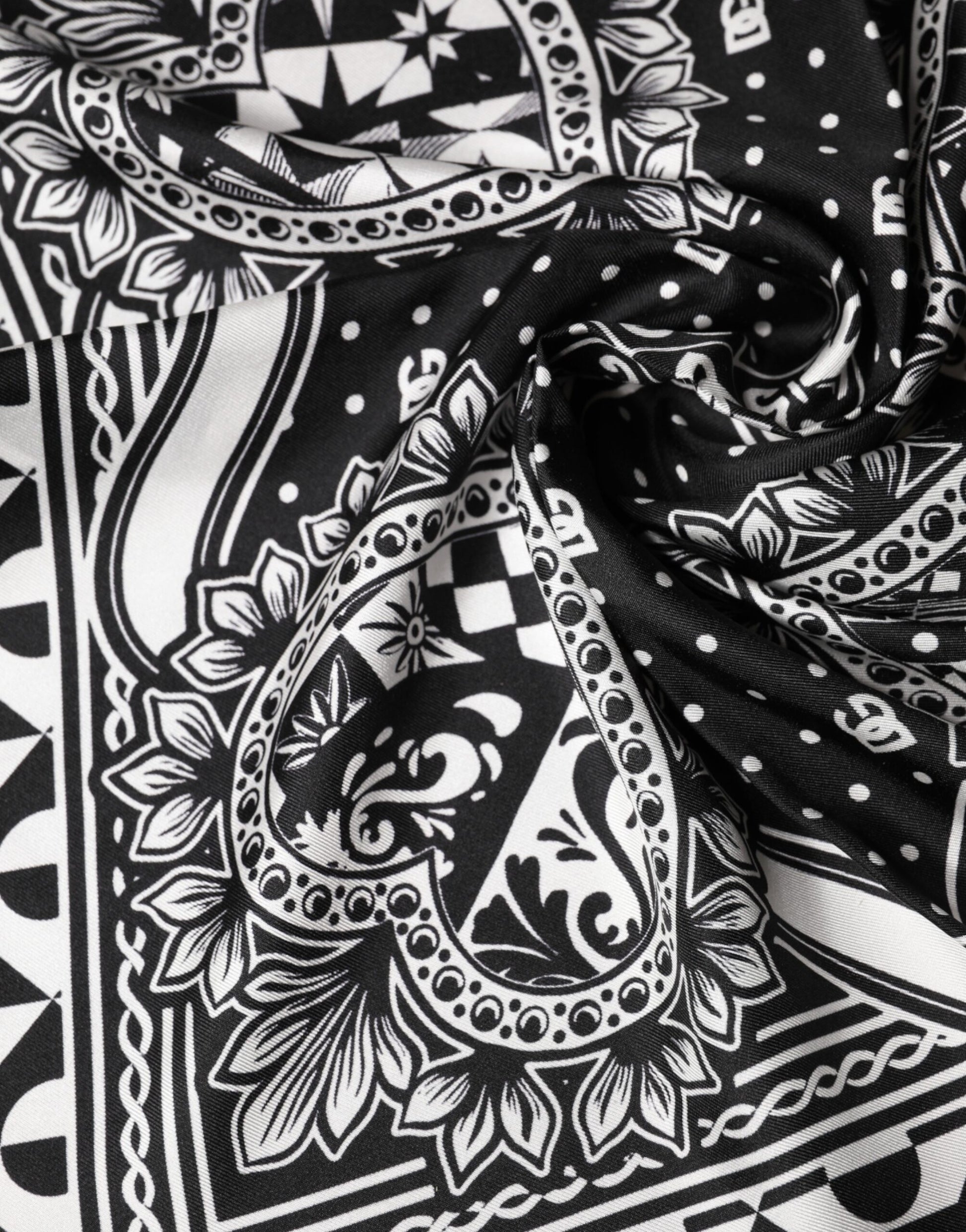 Dolce & Gabbana Black Bandana Print Silk Neck Foulard Scarf